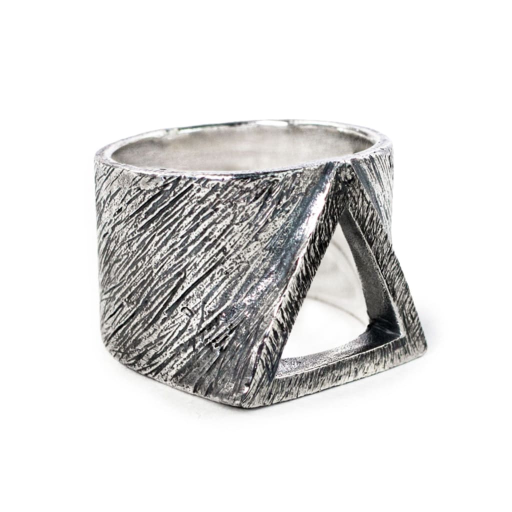 Triangle Vintage Ring